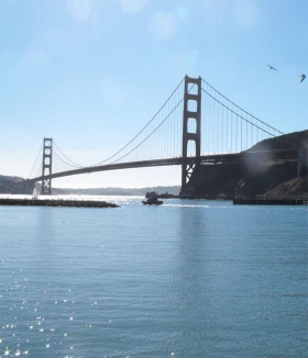 [Golden Gate Bridge seen from North East]